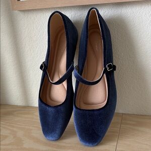 TOP GUY SHOES Linda Elegant Navy Velvet Mary Jane Flats / size 10